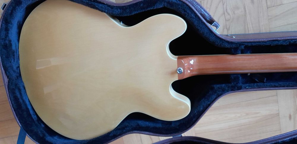 Epiphone Casino,gitara hollowbody,thinline,twardy futerał