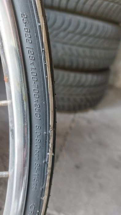 Rower szosowy Raleigh Pursuit