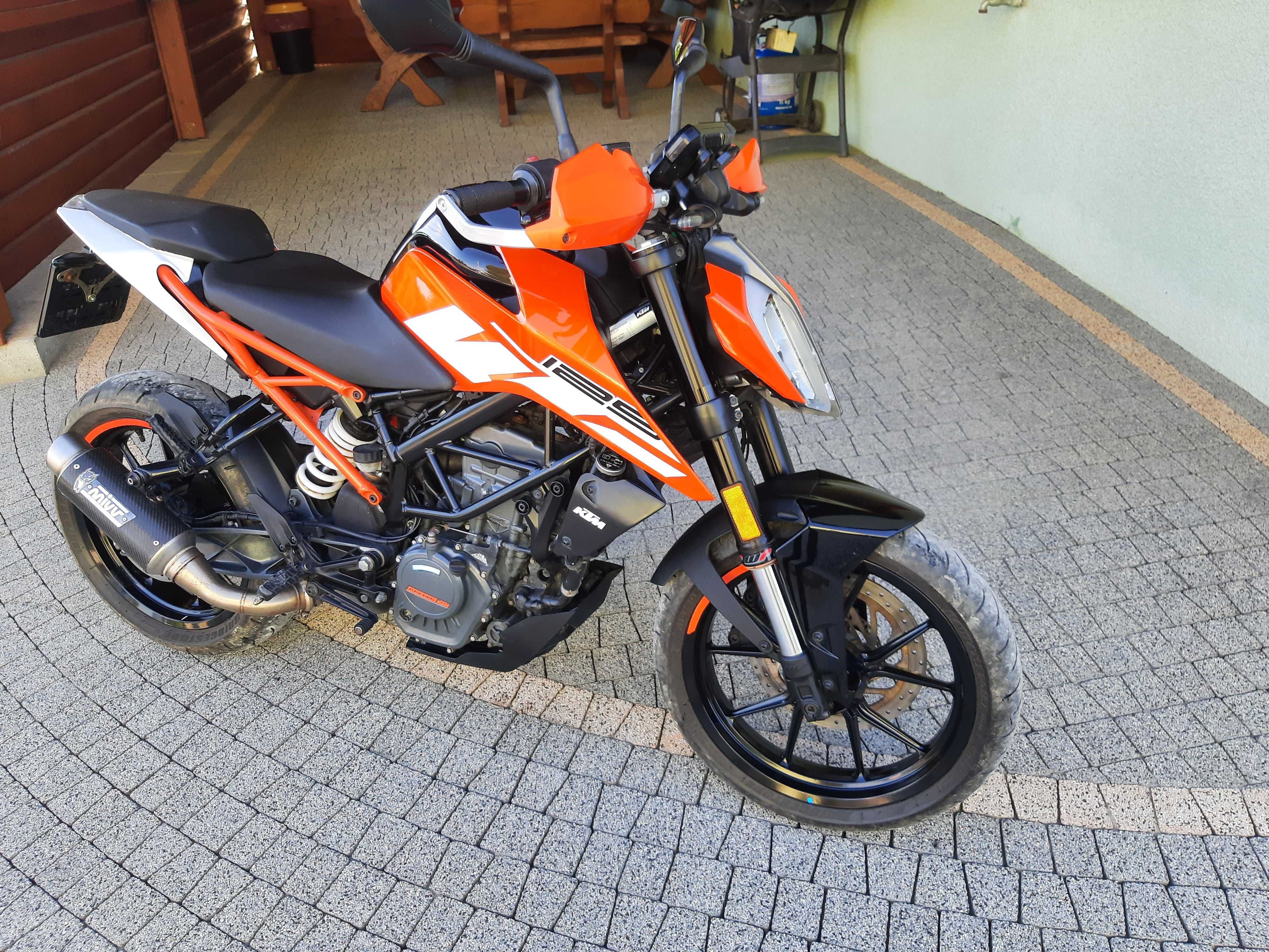 Ktm duke 125 R 2019