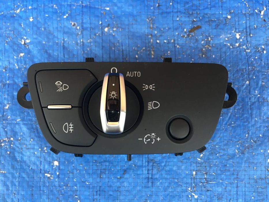 Audi Q7 4M Przełącznik Włącznik Świateł 4M0941531AA