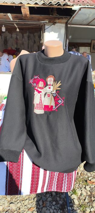 Вишиті світшоти, батники