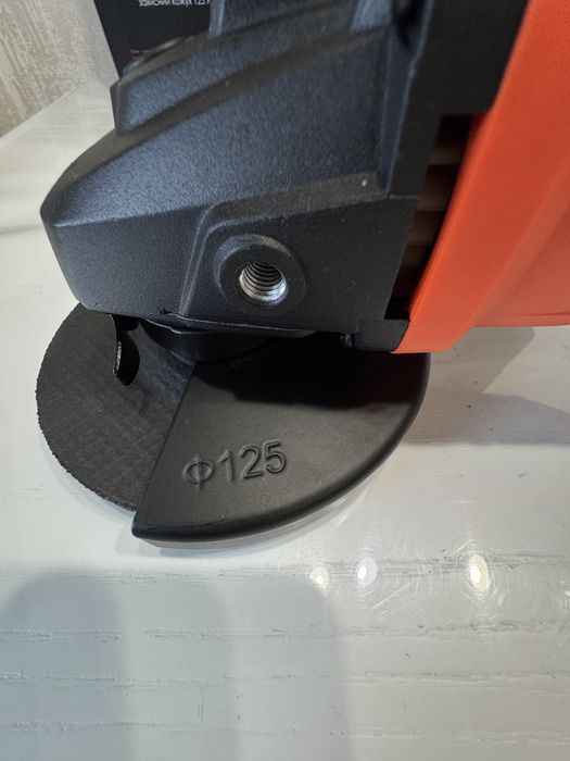 Шлифмашина угловая аккумуляторная Tekhmann TAG-125/i20 kit