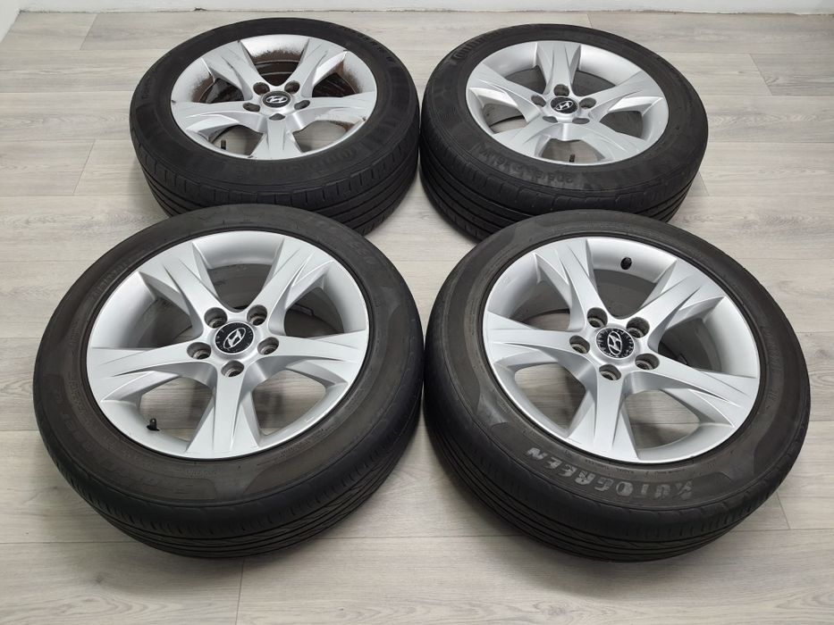 Диски р16 5/114.3 Hyundai,Kia,Mitsubishi з гумою Continental 205/55/16