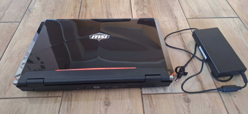 Laptop gemingowy MSI GT683 i5 /Nvidia Gtx / SSD+HDD/8 Gb