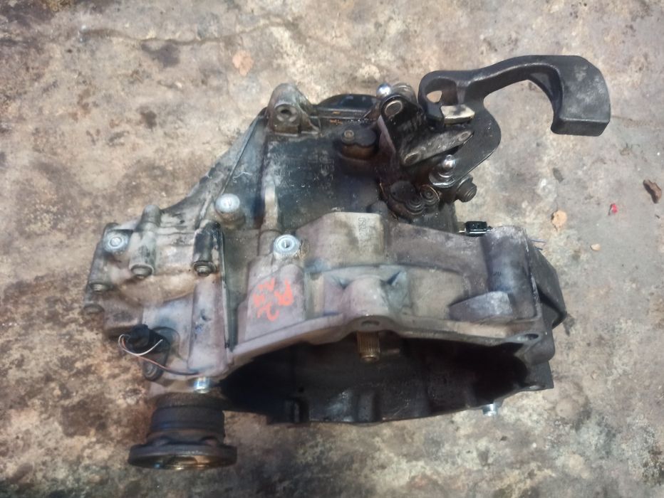 Audi A2 skrzynia biegów EYX Półoś Wahacz zwrotnica amortyzator