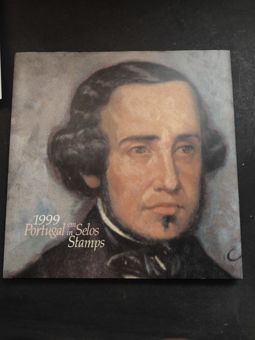 Livro 1999 Portugal em Selos Stamps Garrett.
Capa do álbum de selos de