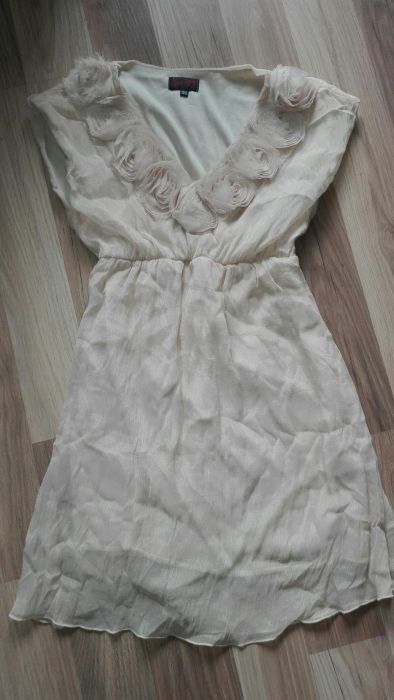 Kremowa tunika sukienka zwiewna bluzka 36 38 rozyczki śliczna ciazowa