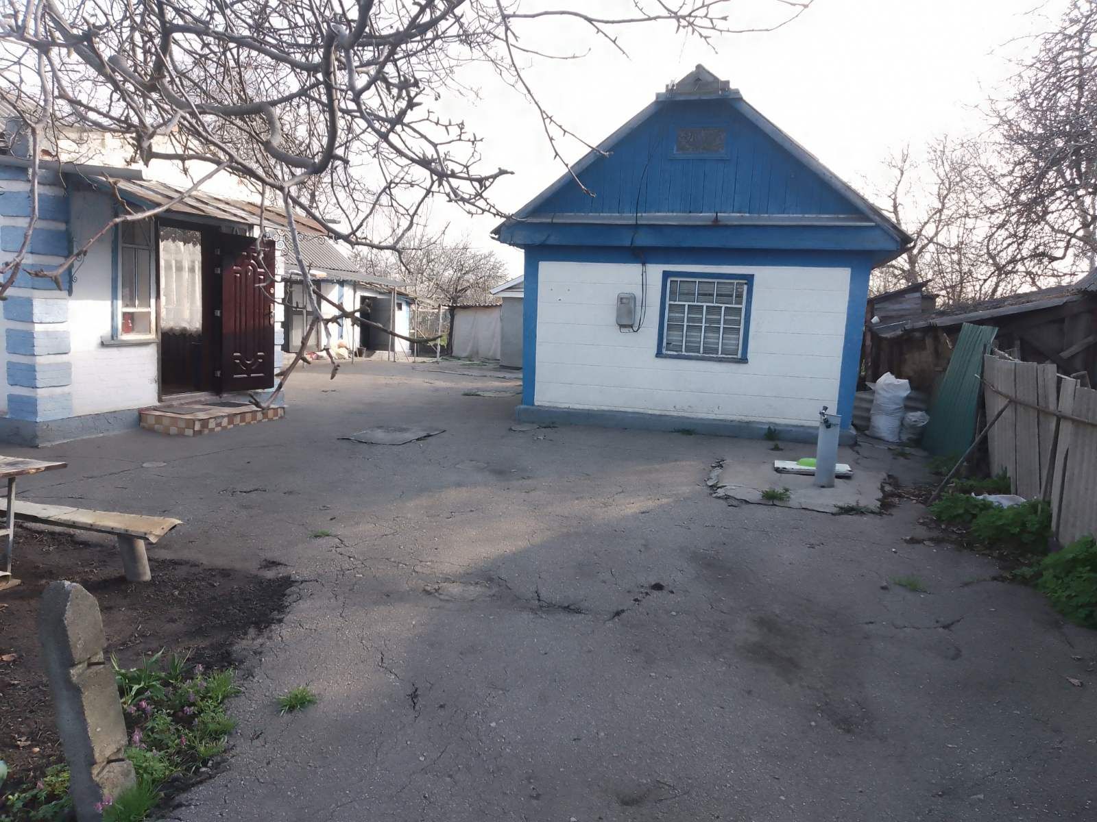 Продам будинок в центр м. Помічній Новоукраїнсткий р-н, 12000$