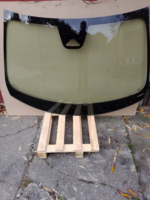 Szyba przednia oryginalna  używana czołowa VOLVO XC 60