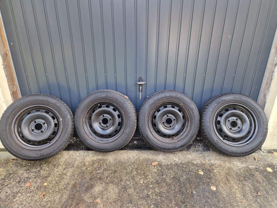 Opony zimowe 185/65 r15 felgi stalowe koła ford fiesta mk7 mk8