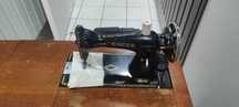 Máquina de costura Singer