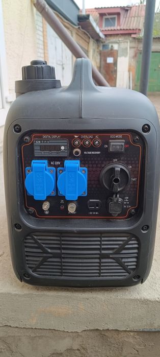 Продам инверторний генератор Лифан КР3800і