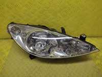 PEUGEOT 307 REFLEKTOR LAMPA PRAWY PRZÓD