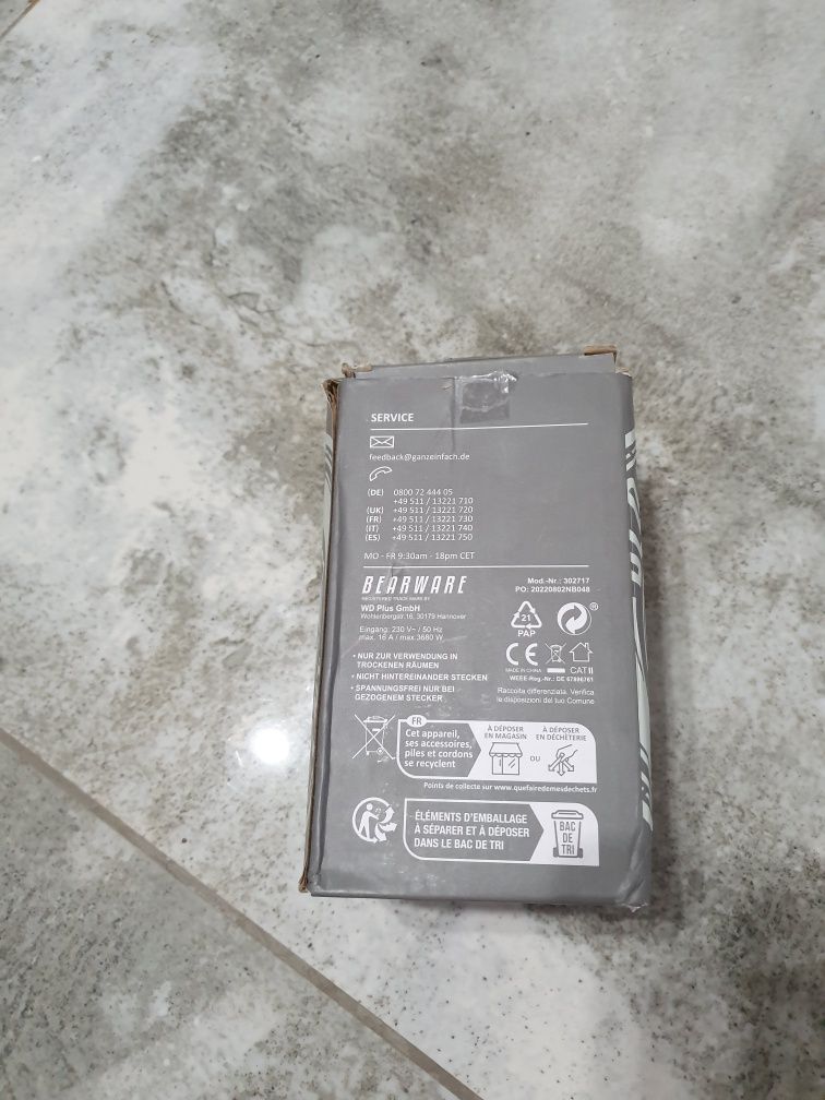 Watomierz 16 A Bearware z przedłużaczem
Watomierz Bearware 16 A 
Watom
