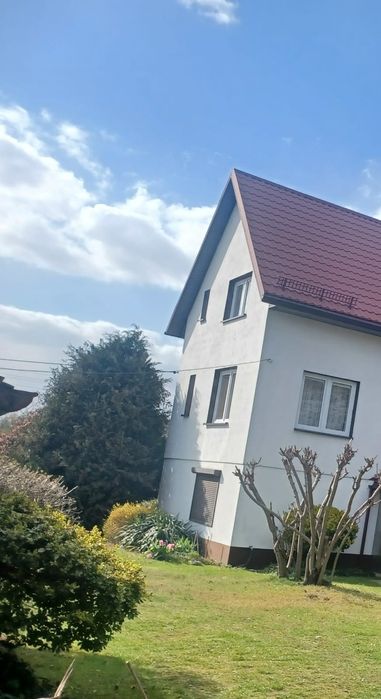 Dom 210m2 z Hektarem Lasu,Garażami,budynkami gospodarczymi