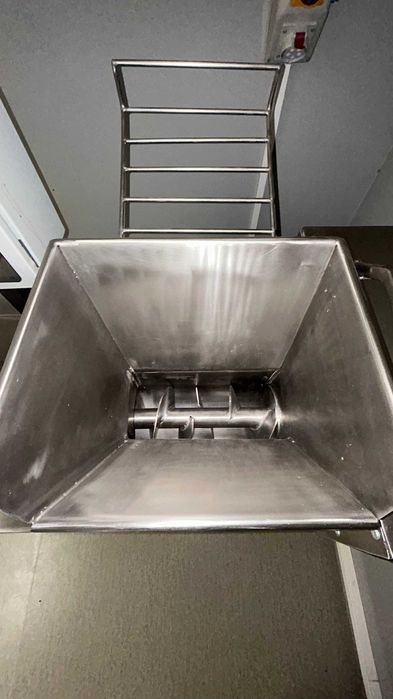 Formierka do Batonów Proteinowych Urządzenie do Produkcji Batonu  BDB