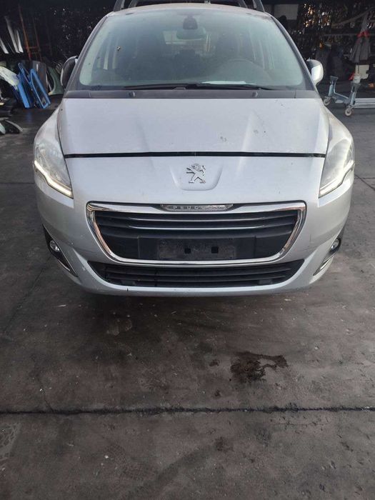 Розборка пежо 5008 3008 перекидка на європейця, мотор 1.6 hdi