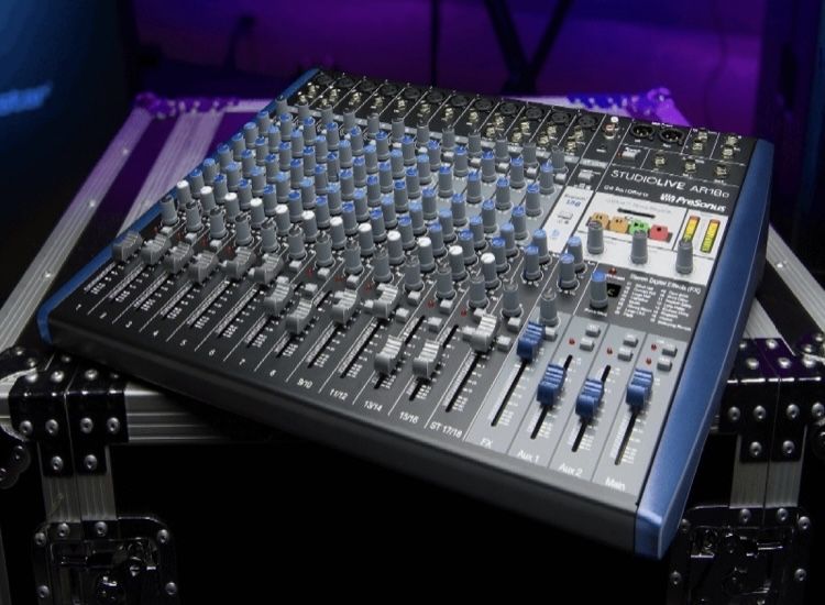 Микшерный пульт Presonus AR16C