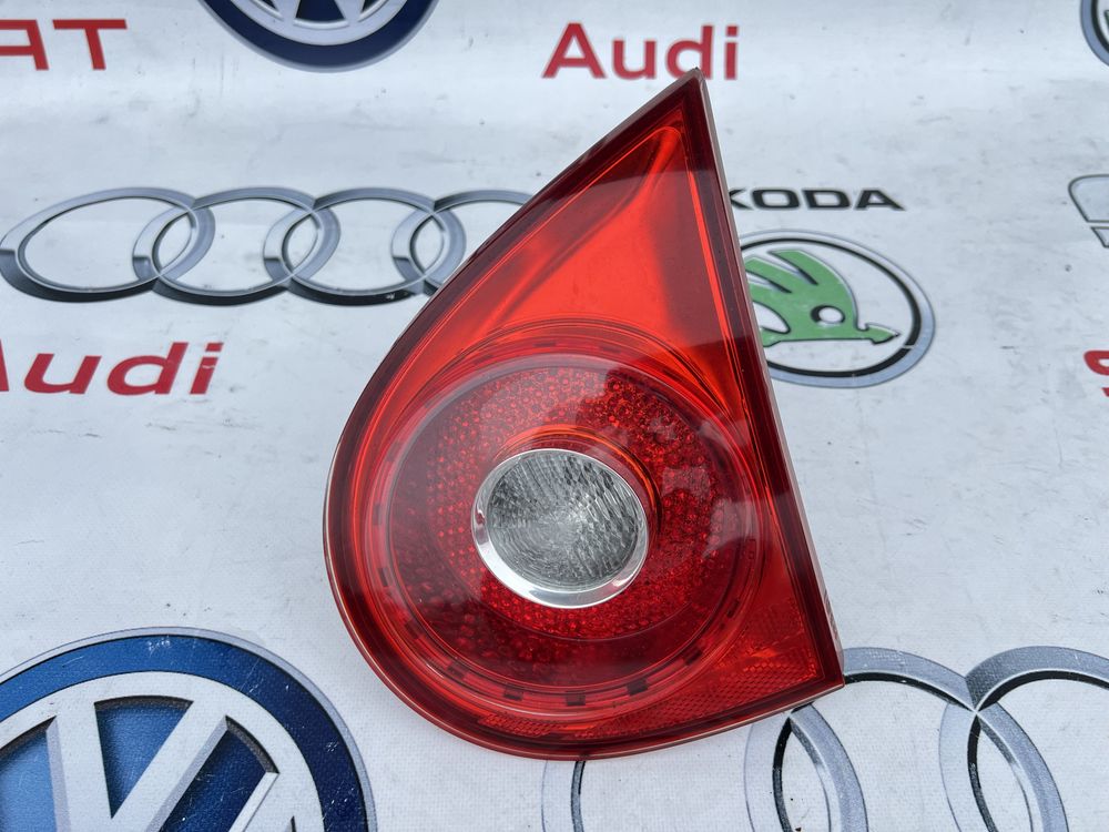 Стоп фонарь ліхтар задній VW Golf 5 Гольф 5 хечбек