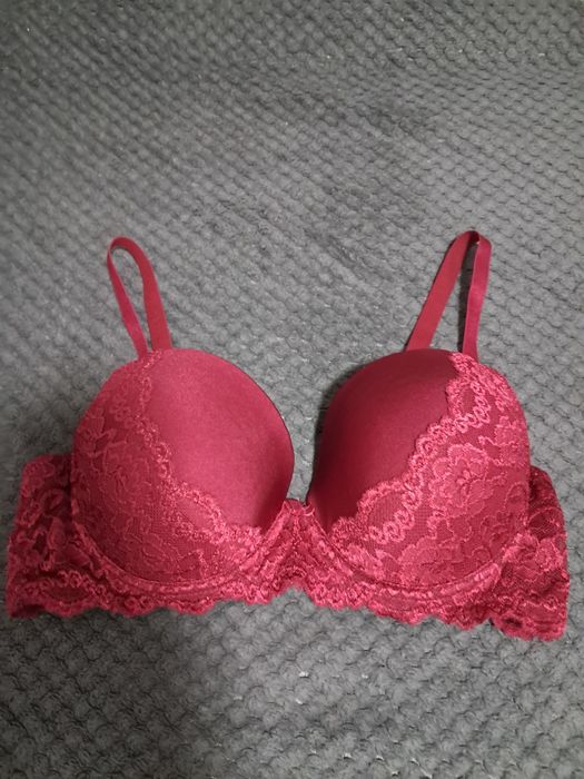 Biustonosz Cubus roz.85 C jak nowy