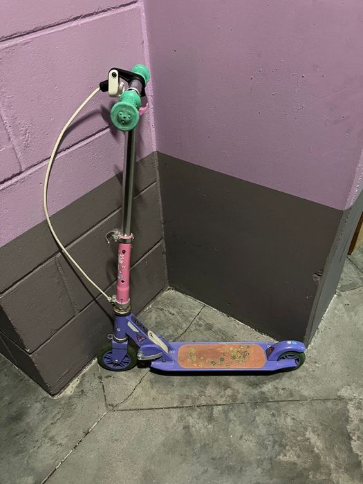 Trotinete com travão Decathlon