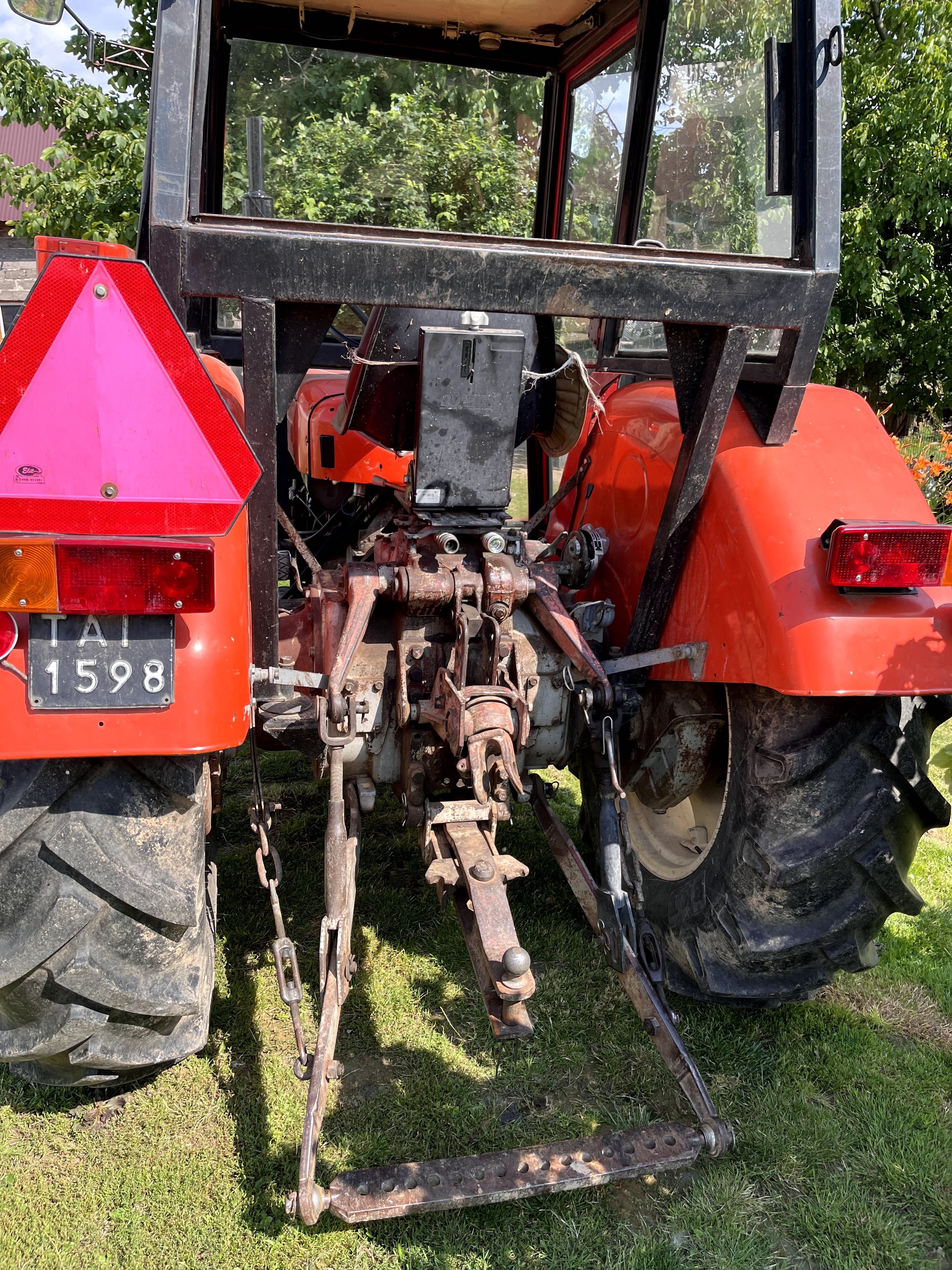 Traktor Ursus C-360