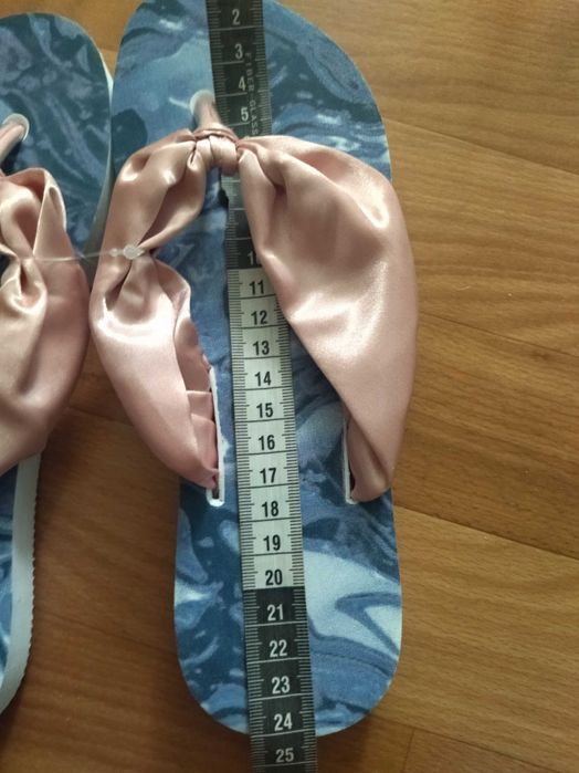 Жіночі в'єтнамки