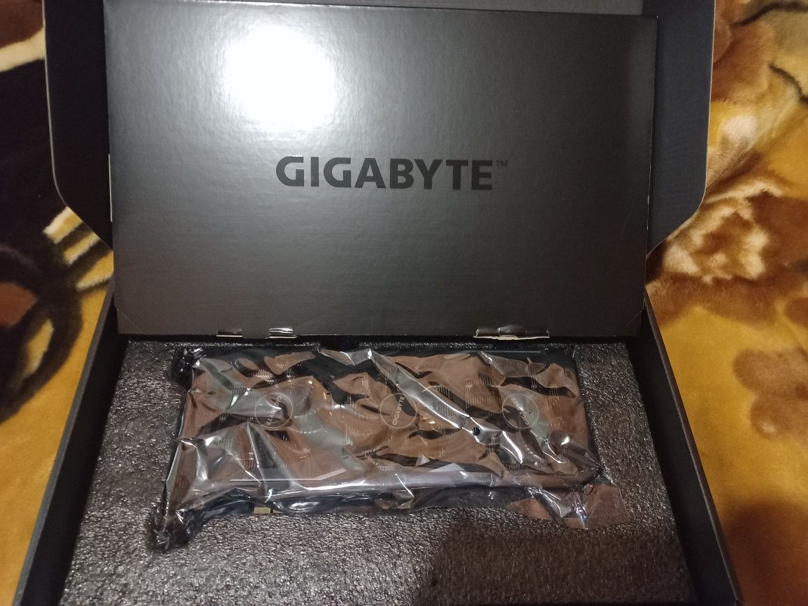 Відеокарта GIGABYTE 1660 Ti