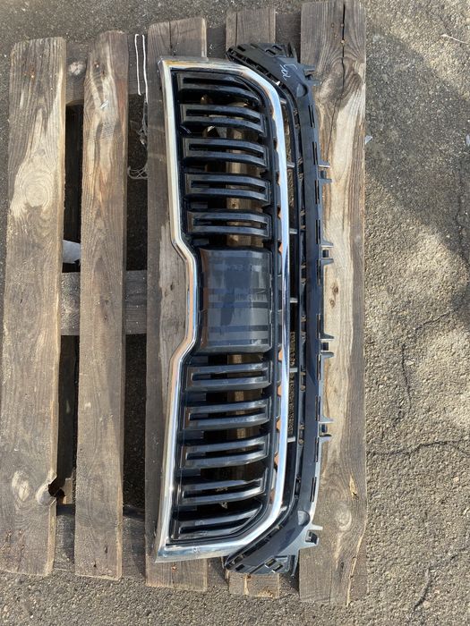 Решетка радиатора Skoda Kodiaq
