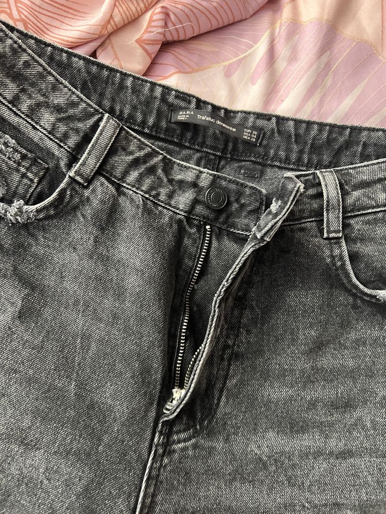 ZARA Trafaluc – jeansy z wysokim stanem, rozmiar S