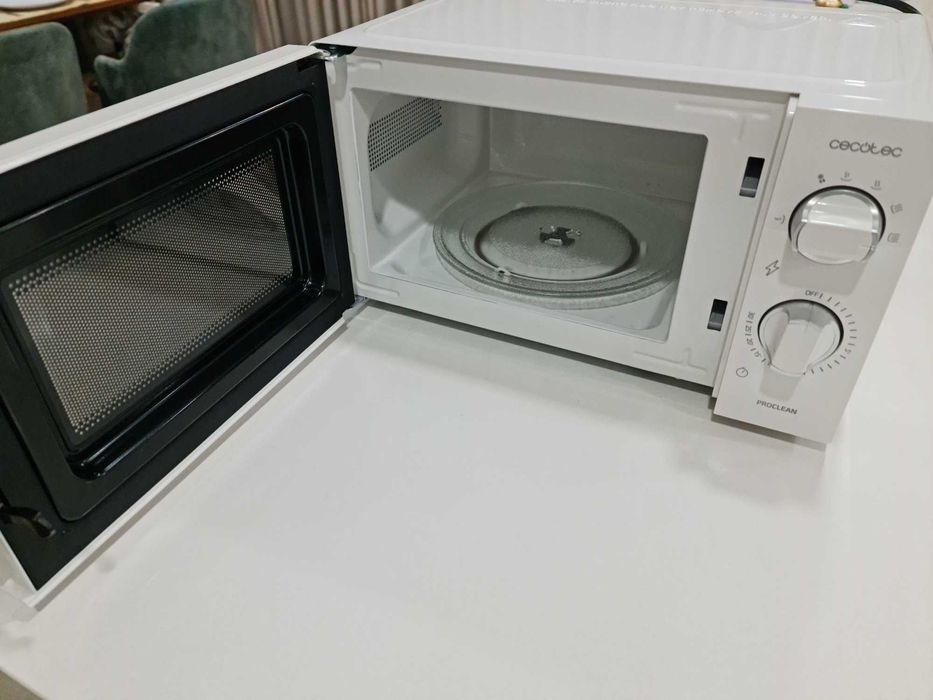 Microondas Cecotec Branco