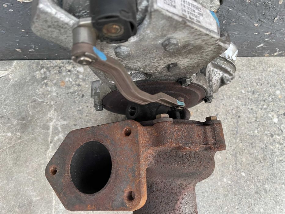 Турбіна BMW 1 E81 E87 116 118 d BMW 3 E90 E91 116 118d BMW X1 E84 1.8d