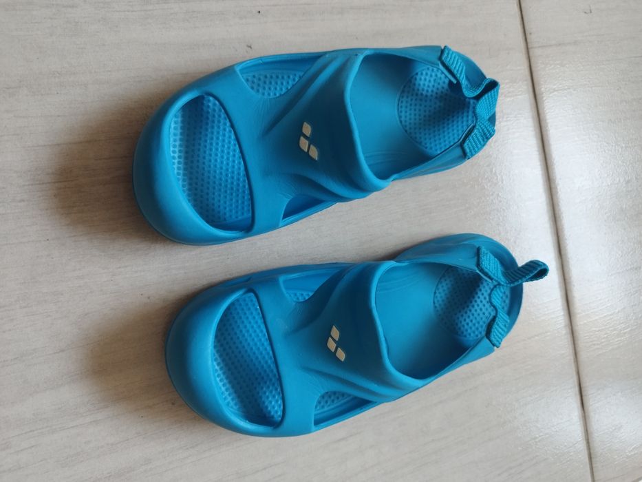 Klapki arena 26/27 niebieskie