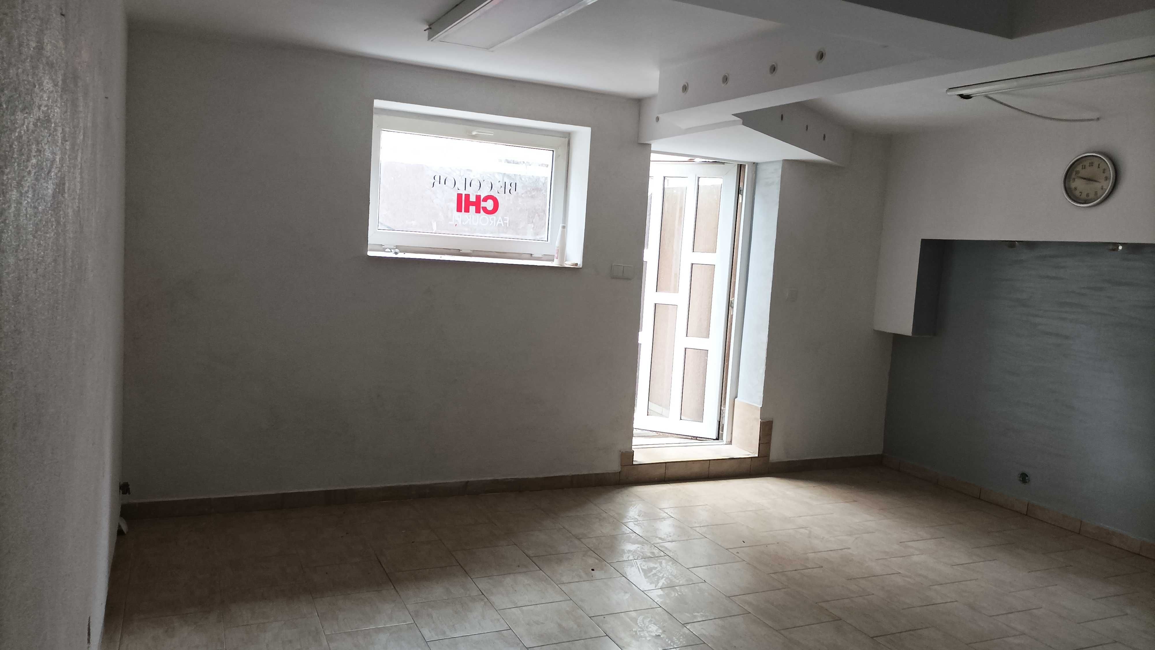 sprzedam lokal usługowy  26 m