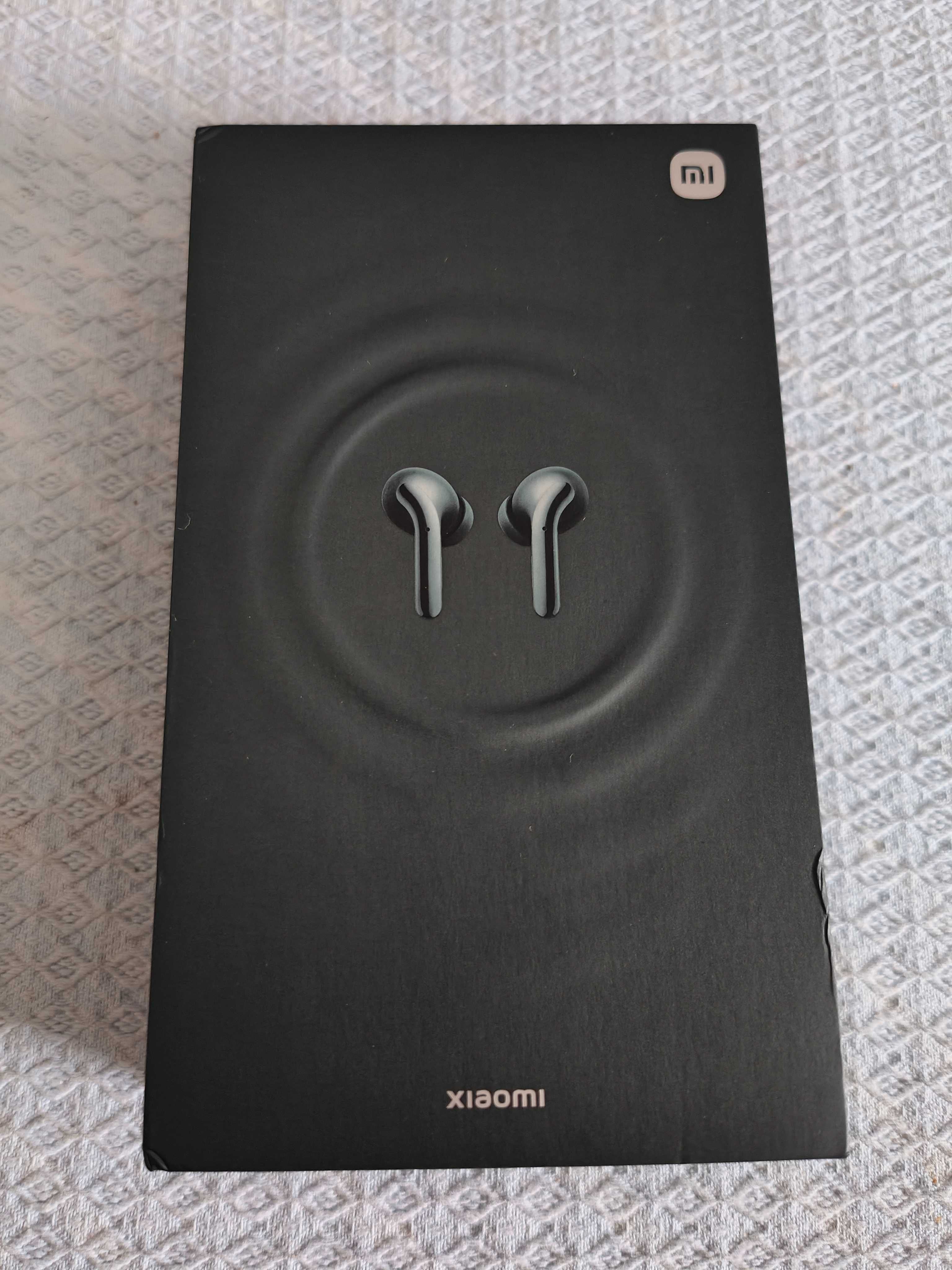 Słuchawki bezprzewodowe douszne Xiaomi Buds 3T Pro