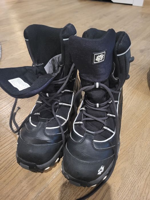 Buty śniegowce firmy Jack Wolfskin rozmiar 39 czarne