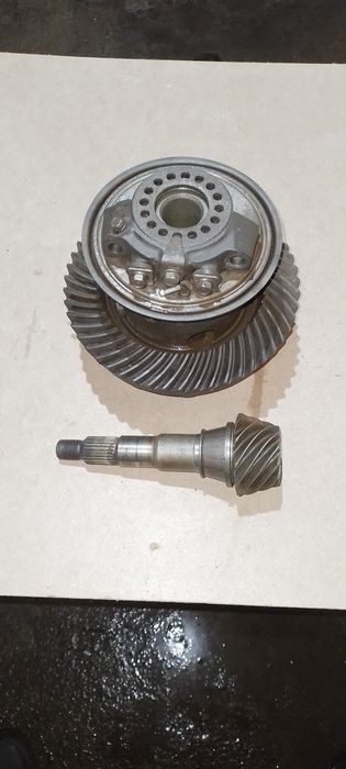 Редуктор заднього моста Міцубісі Л200 96-06років