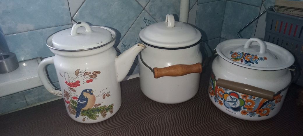 Посуда  разная и новая.