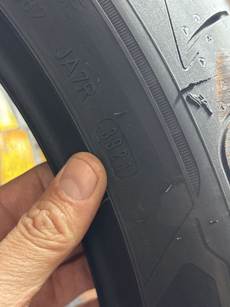 225/45 R19 Goodyear 2шт 2021рік
