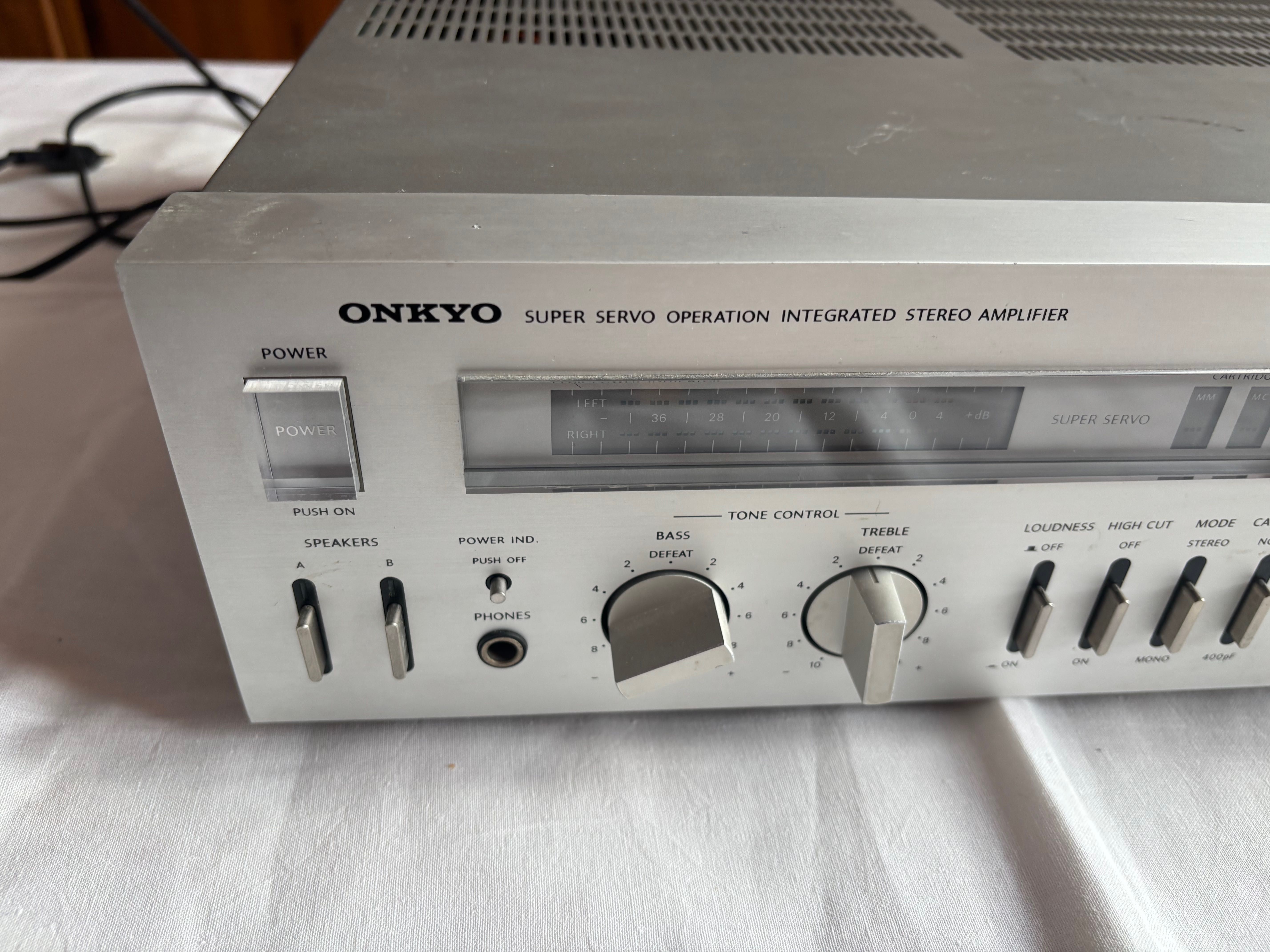 Wzmacniacz Onkyo A35 po serwisie.