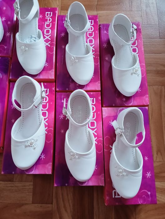 Buty komunijne 32