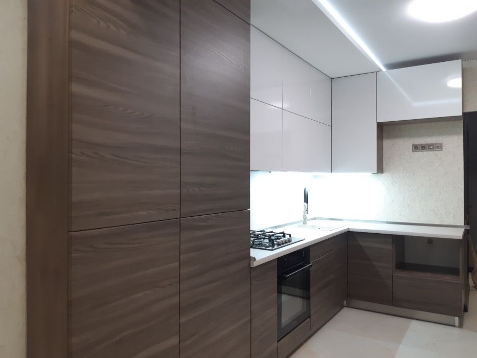 Кухні на замовлення, кухня/меблі/кухни под на заказ, шафа/гардеробна