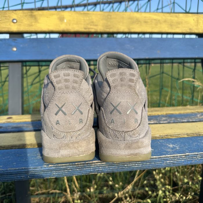 Кросівки Nike Air Jordan 4 Kaws Розмір 40