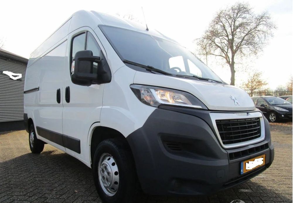Peugeot Boxer  139911 KM Super Przebieg Klima Navi Kamera Stan Wzorowy