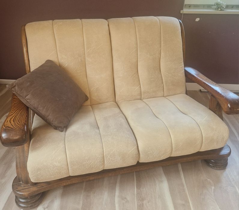 Sofa 3+2 podstawa dębow