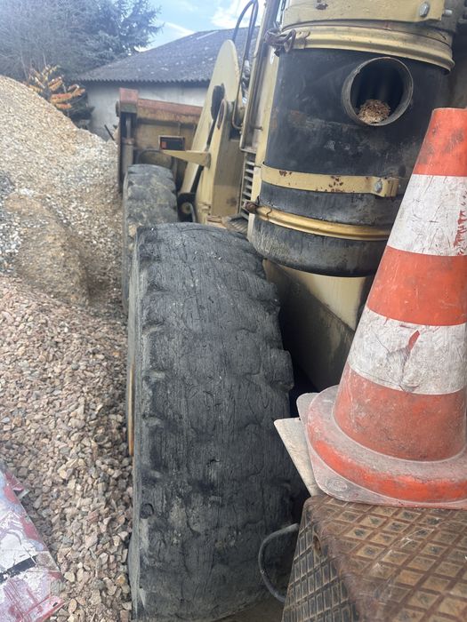 Ladowarka ł 200, lyzka dzielona