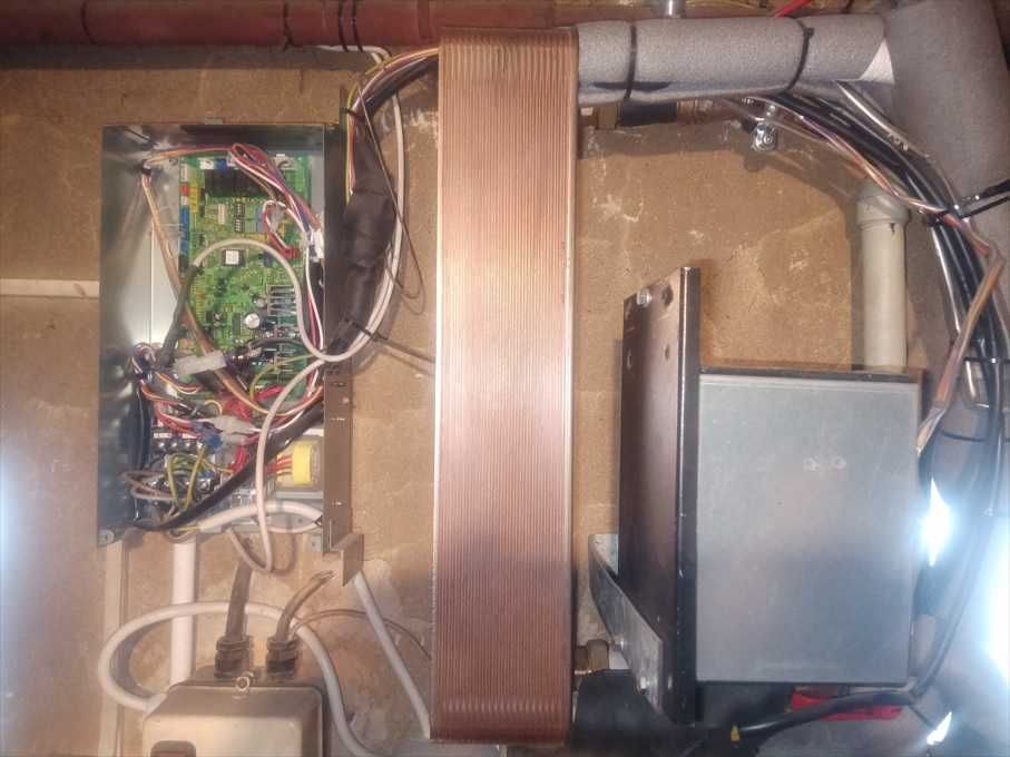 Pompa Ciepła 18kW split, 3 fazy do CO, CWU basenu, klimatyzacji etc...