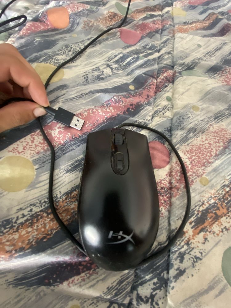 Vendo rato em bom estado so esta sujo