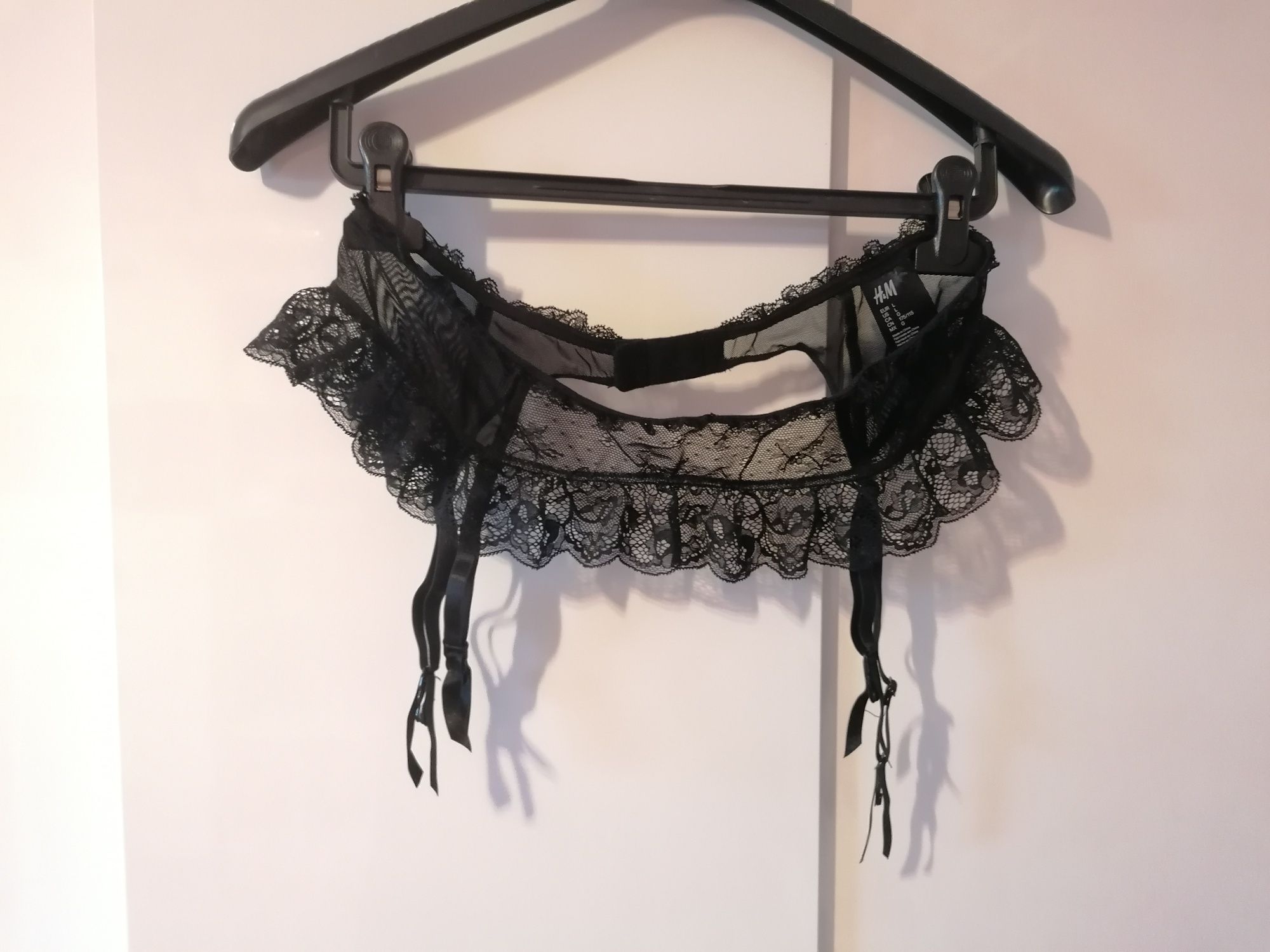 Koronkowy pas do pończoch L H&M