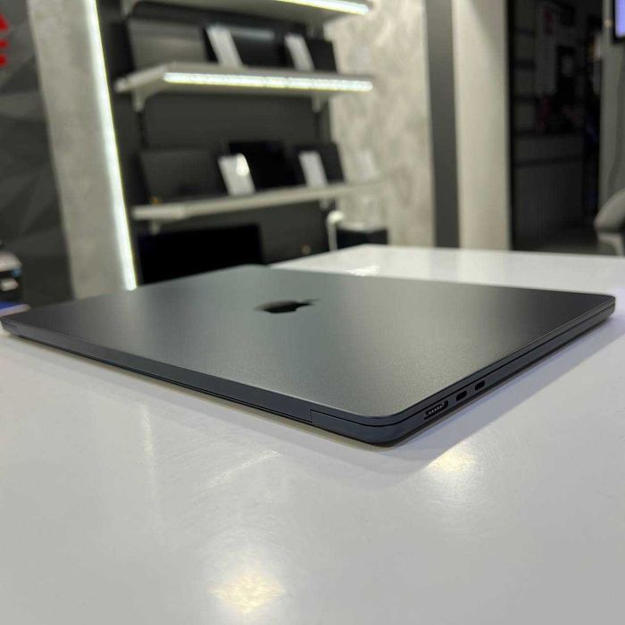 Apple MacBook Air 15 A3241 (2025) Apple M4/16Gb/256Gb SSD